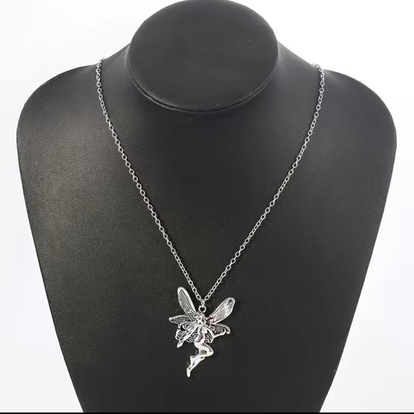 $2/$25 or 3/$35 NWOT Silver dangling fairy necklace - Picture 9 of 11